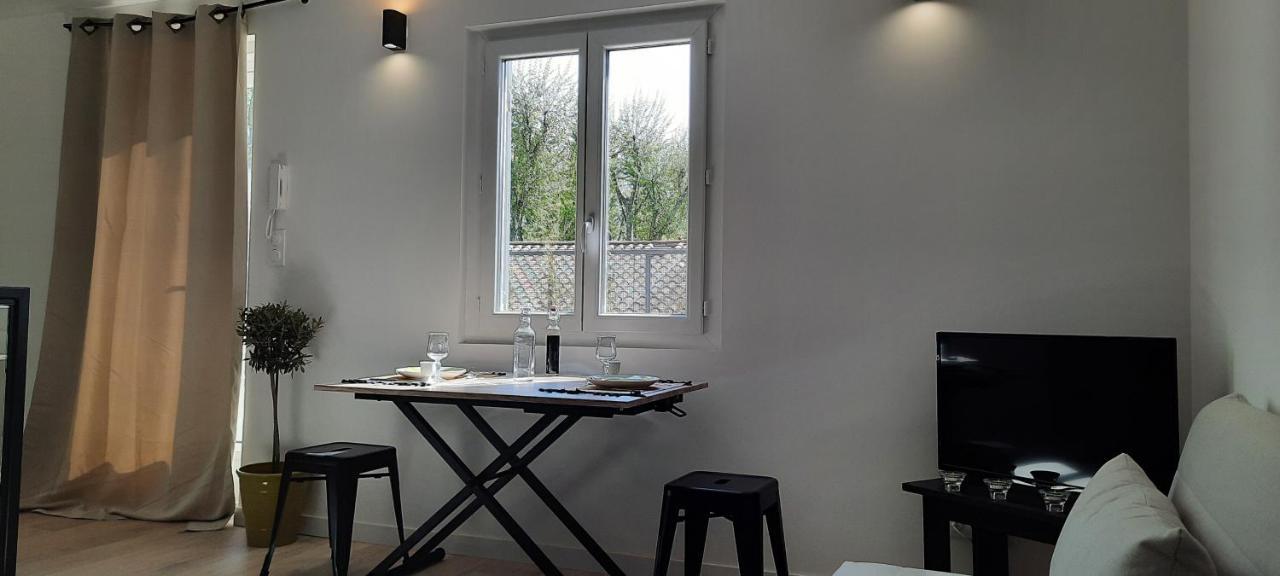 Studio Avec Terrasse Arles Zewnętrze zdjęcie